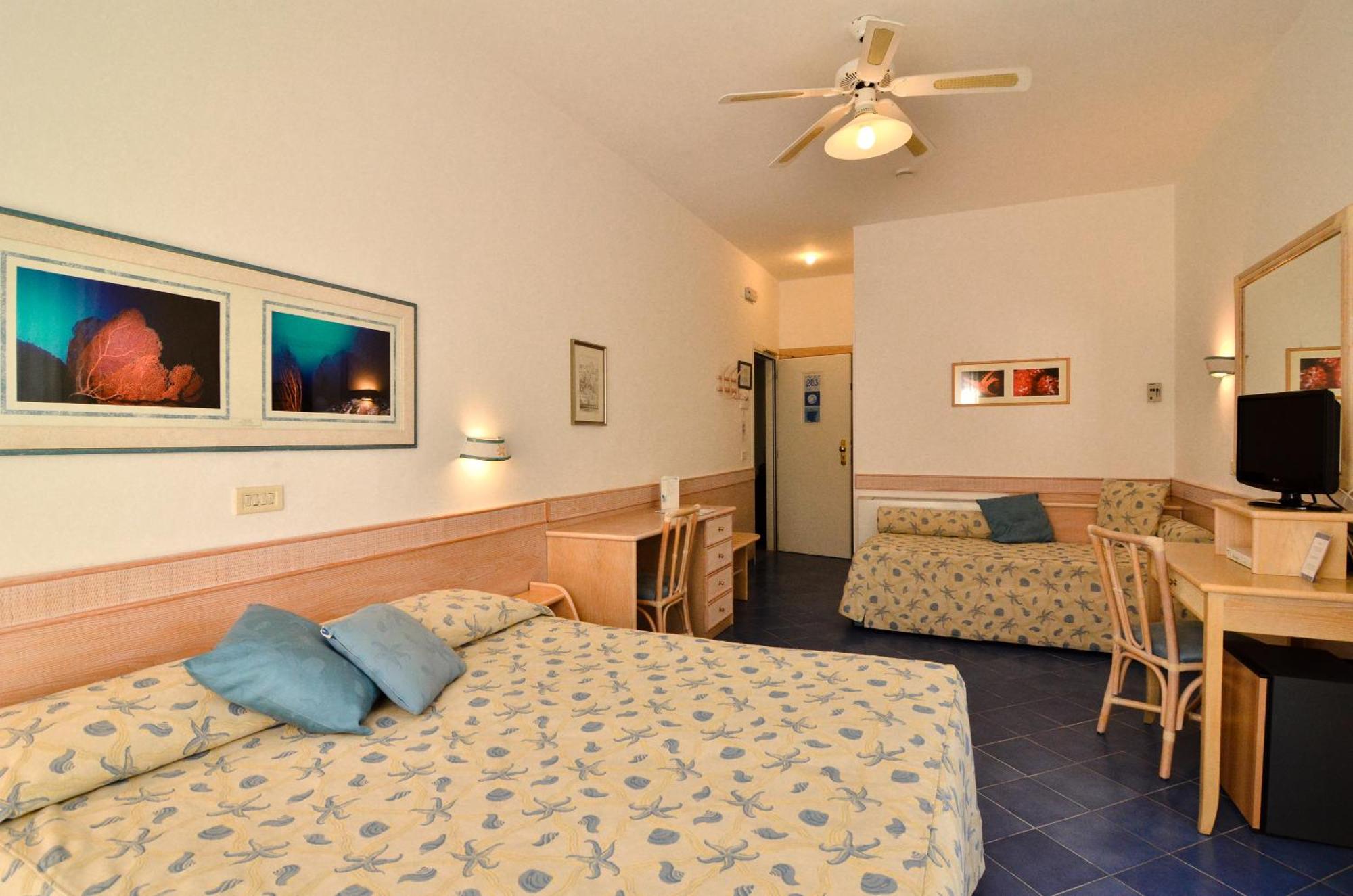 Hotel Aurora Sperlonga Ngoại thất bức ảnh
