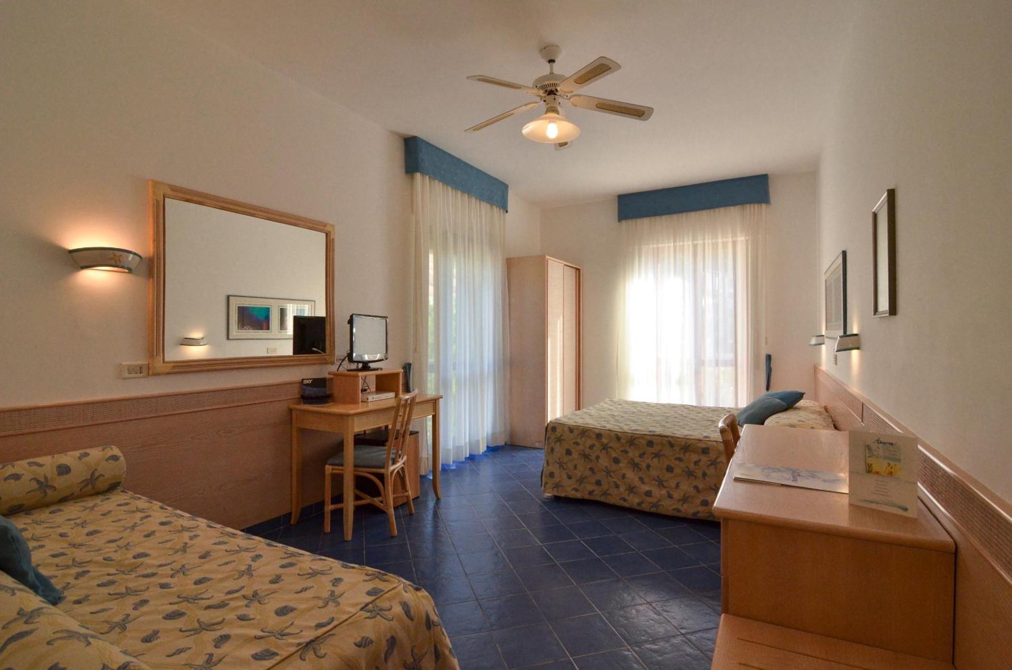 Hotel Aurora Sperlonga Ngoại thất bức ảnh